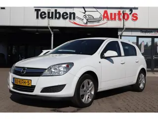 Opel Astra 1.4 Edition | Parkeersensoren achter | Nette Auto | Airco | Elektrische ramen