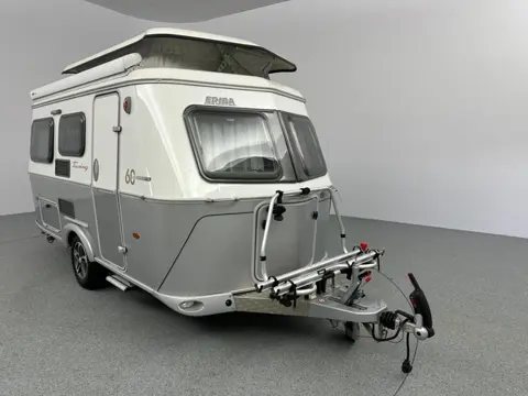 Eriba Touring Triton 430 GT 60 Edition Cassetteluifel