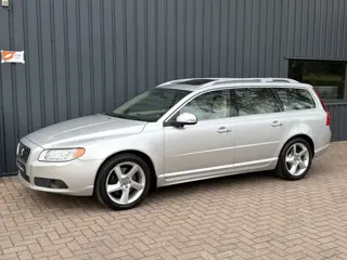 Volvo V70 3.2 Summum YOUNGTIMER!/117.585 KM!/DYNAUDIO!/APK!/