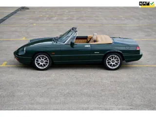 Alfa Romeo Spider 2.0