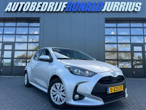 Toyota Yaris 1.5 Hybrid Active NL.Auto/Automaat/Navigatie/Camera/Climatronic/Nieuwe Apk
