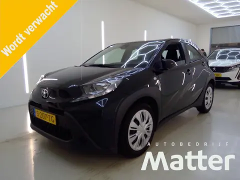 Toyota Aygo X 1.0 VVT-i MT Play
