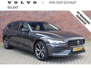 Volvo V60 B3 177PK Essential Edition | Leder | Getint Glas | 18'' | Climate | Black Pack |