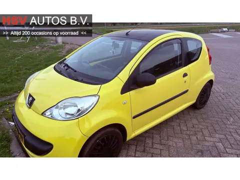 Peugeot 107 1.0-12V XR *apk 11-2026*