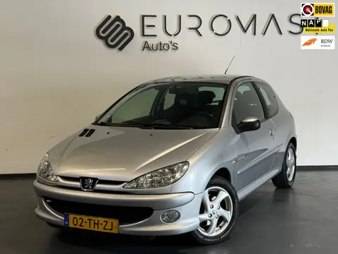 Peugeot 206 1.4-16V Quiksilver Airco Nap Elektrische Ramen Nieuwe Apk