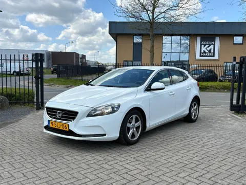 Volvo V40 1.6 D2 Momentum | Airco | Cruise | Navi