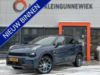 Lynk & Co 01 1.5 / 360 Camera / Stoelverwarming / Schuifkanteldak / Navi / Applecarplay/AndroidAuto 