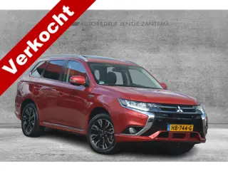 Mitsubishi Outlander 2.0 PHEV Instyle+ | Navigatie | 360 camera | Schuif-kanteldak | Leer | Stoel+st