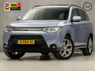 Mitsubishi Outlander 2.0 PHEV Deluxe 203Pk Automaat (SCHUIFDAK, NAVIGATIE, LEDER, CAMERA, STOELVERWA