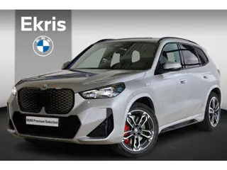 BMW iX1 eDrive20 | M Sportpakket Pro | Harman Kardon | Trekhaak | Comfort Pack