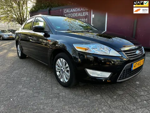 Ford Mondeo 2.0-16V Ghia