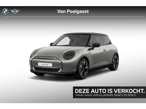MINI Cooper 3-deurs Electric Cooper SE Classic M 54.2 kWh | 18 inch Slide Spoke 2-tone | Opruimingsv