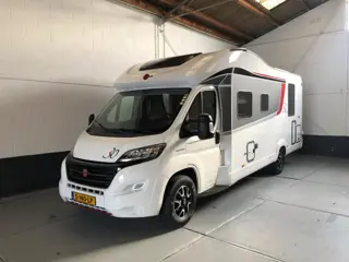 Burstner 30 Edition IT 734 / Zeer netjes / Queensbed / Elektr.Hefbed / Schotel / Fietsenrek