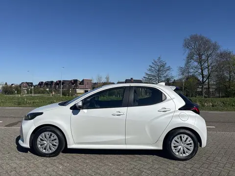 Toyota Yaris 1.5 Hybrid 115 Active Camera | Cruise | Navi | LED |  LMV 15" | + onderh hist.