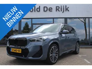 BMW iX1 xDrive30 67 kWh // M Sportpakket