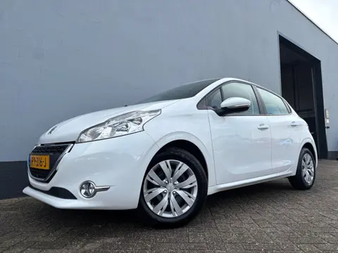 Peugeot 208 1.2 VTi Access - Volledig Onderhouden