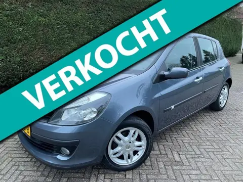 Renault Clio 1.2-16V PANORAMADAK/LMVELGEN/AIRCO/APK02-22/NETTE AUTO/