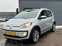 Volkswagen Up! 1.0 cross up! BlueMotion / Airco / Stoelverwarming / Navi #Leuke auto!#