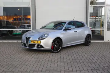ALFA ROMEO GIULIETTA 1.4 T EXCLUSIVE QV-LINE/FACELIFT/SPORTSTOELEN/GEDOCUMENTEERD/18
