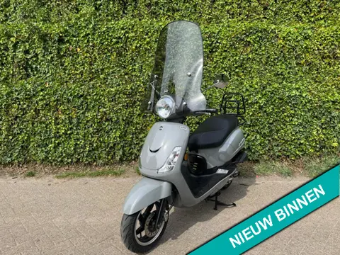 SYM Fiddle 2 E4 Rich Grey Windscherm drager BETAAL met in3