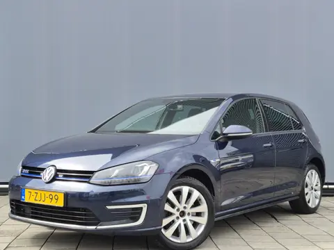 Volkswagen Golf BWJ 2015 | 1.4 TSI 204PK GTE | TREKHAAK | CAMERA A | CLIMA | NAVI | PDC 2X | DONKER 
