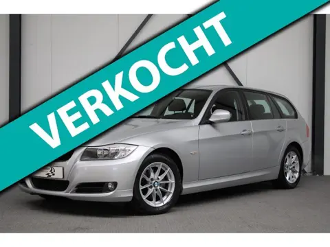 BMW 3-serie Touring 318i Business Line l NAVI l Zeer nette auto