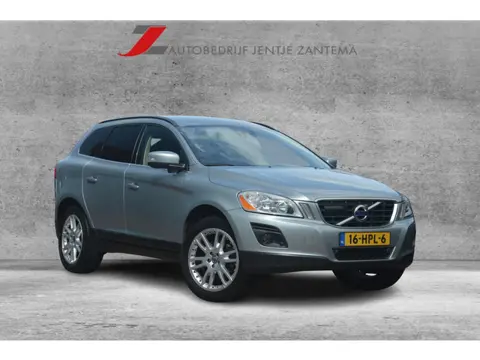 Volvo XC60 2.4 D5 AWD Momentum | ACC | Parkeersensoren | BLIS | Clima | Elek Ramen | NL auto!! | Keu