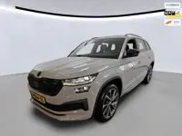 Skoda Kodiaq 1.5 TSI Sportline DSG VOL! PANO l CANTON l CAMERA l TREKHAAK l ACC l SFEER l ORG.NL l 1