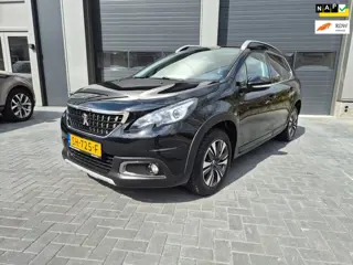 Peugeot 2008 1.2 PureTech Allure Pano Trekhaak Airco