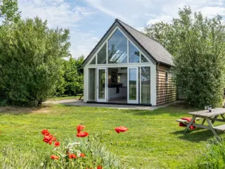 Vrijstaand modern vakantiehuis gelegen net buiten De Cocksdorp