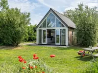 Vrijstaand modern vakantiehuis gelegen net buiten De Cocksdorp