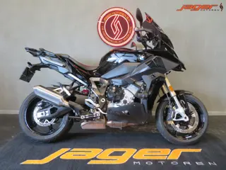 BMW S 1000 XR TRIPLE BLACK HISTORIE! (bj 2023)