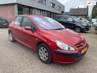 Peugeot 307 1.6-16V XS airco,cruise € 950.- 2004 1 Jr.Apk zo mee