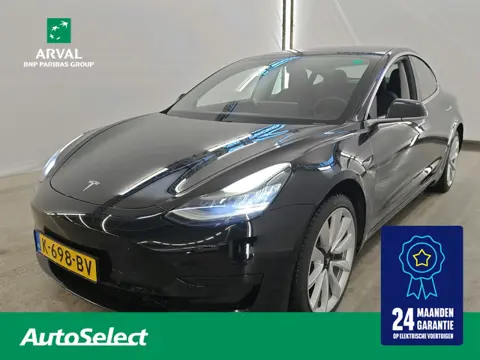 Tesla Model 3 60 kWh 238pk Standard RWD Plus | SOH 86% | Trekhaak | 19" Velgen | Solid Black | Black