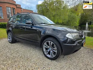 BMW X3 2.5i Executive AUTOMAAT/leer/PANORAMA