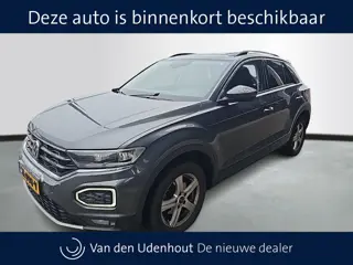 Volkswagen T-Roc 1.5 TSI Automaat Style | Panoramadak | Trekhaak | VERWACHT |