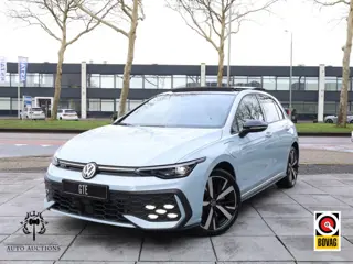 Volkswagen Golf GTE 1.5 eHybrid 272PK | Full Options | Panodak | Leer | 360° | Stoel Ventilatie | He