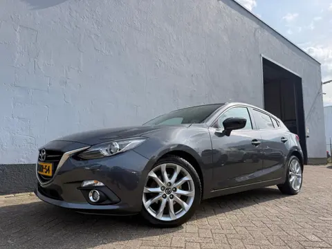 Mazda 3 2.0 GT-M - Keyless - Leder - Dealer Onderhouden