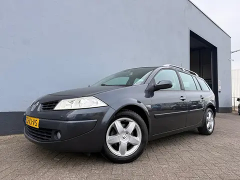 Renault Mégane Grand Tour 1.6-16V Business Line - Keyless Entry - Climate Control