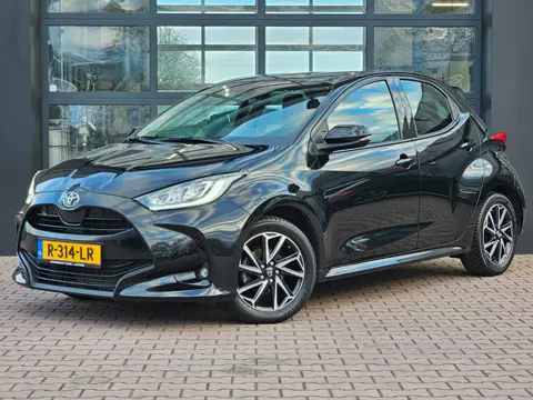 Toyota Yaris 1.5 VVT-i Dynamic | Airco | Navi | Keyless | Lane Assist | Adaptive Cruise | All-season