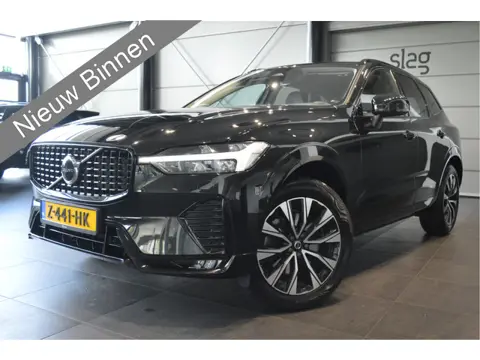 Volvo XC60 B4 Plus Dark leer clima camera led trekhaak 19 inch !!