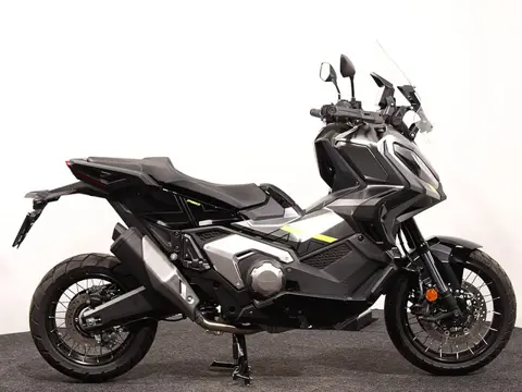 Honda X-ADV 750 NHC65 Iridium Grey Metallic (bj 2024)