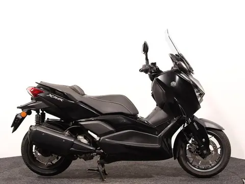 Yamaha XMAX 300 TECH MAX ABS (bj 2024)
