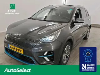 Kia E-Niro 64 kWh 204pk DynamicPlusLine | SOH 100% | Warmtepomp | Half Leder | CarPlay | Keyless | P