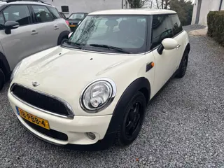 Mini Mini 1.6 One MINIMALIST KM 126682 MET NAP