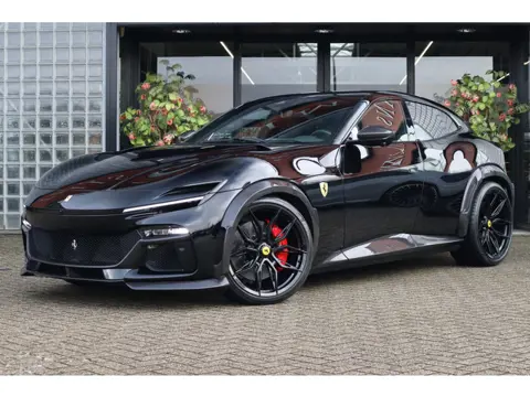 Ferrari Purosangue 6.5 V12 | NOVITEC, Carbon in/ext., Lift, Passenger display, Massage, Panoramadak