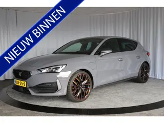 CUPRA Leon 1.4 e-Hybrid VZ 245 pk, Copper Edition, Acc, Camera, Sfeerverl, stoel en stuurverw.