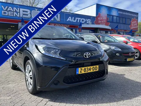 Toyota Aygo X 1.0 VVT-i S-CVT Play 1e eig Automaat Carplay Camera 12 MND Garantie