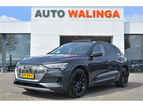 Audi e-tron 55 quattro edition 95 kWh | Panoramadak | Leer | Stoelgeheugen | Camera | Carplay |
