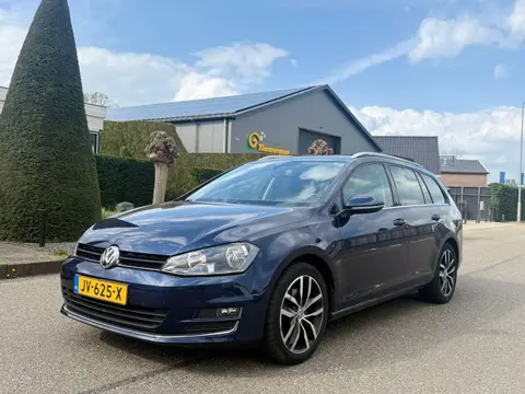 Volkswagen Golf Variant 1.6 TDI Connected Series 2016 DSG Navi/Clima/Lmv